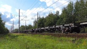 Электровоз ВЛ10К-1393 с грузовым поездом