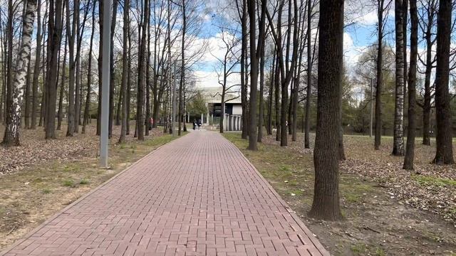 Walking tour in Moscow 4k. Victory Park. Poklonnaya Hill. Парк Победы. Поклонная гора. روسيا، موسكو смотреть онлайн