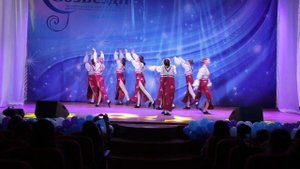 танцевальная группа Карнавал Там за речкой