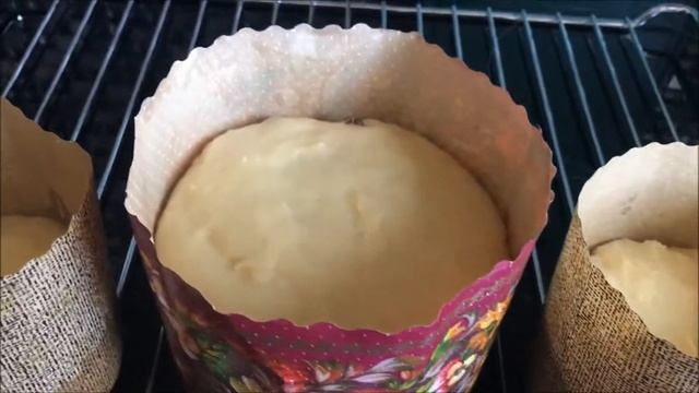 Пробую пасхальный кулич и пеку кулич на сметане