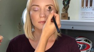 Голливудсий макияж с праймером и пигментом Wunder2