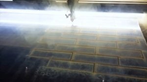 Как резать ПОЛИКАРБАНАТ? Лазерная резка Поликарбаната