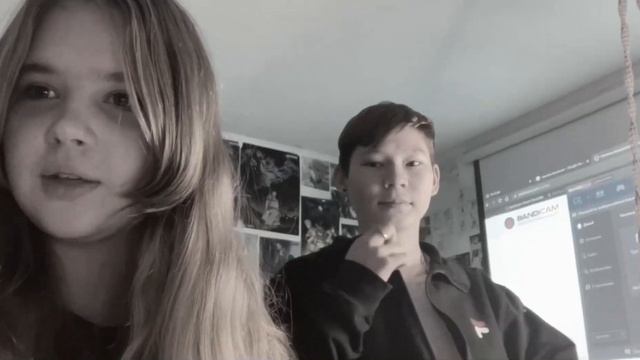 Реакция девушек на свое старое видео | СПУСТЯ 5 ЛЕТ…... | ЗАКАЗАЛИ ПИЦЦУ смотреть онлайн