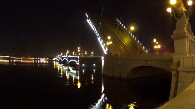 Разводка мостов в Питере смотреть онлайн