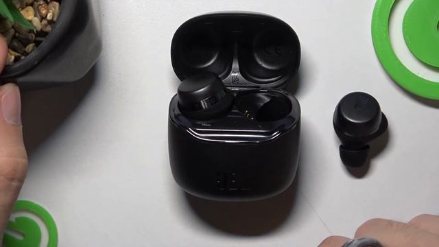 Детальный обзор на JBL Tour Pro + / Стоит ли покупать JBL Tour Pro +? смотреть онлайн