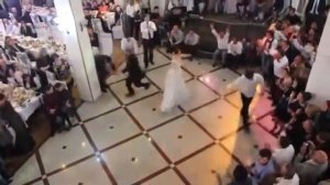 Super Rachuli Qartul Qorwilshi  - (Супер Грузинский Танец Рачули на Свадьбе))