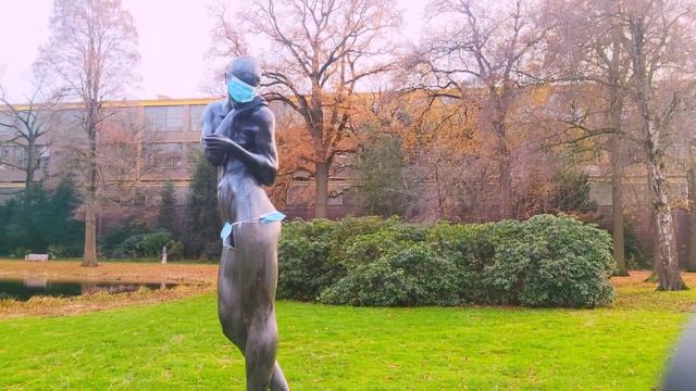 Средневековый замок Хелмонд ? в Нидерландах. Ой, какая красота! смотреть онлайн