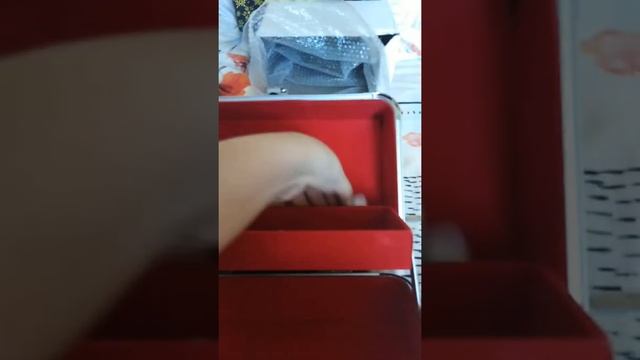 Подарок брата на день рождения и 8марта смотреть онлайн