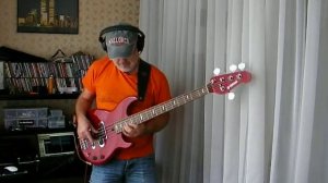 Yamaha BB415 5str bass performed by Victor Levchenko