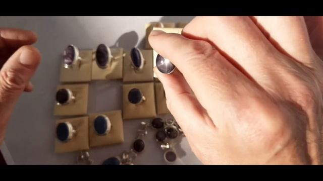 " ЧАРОИТ " ОПАЛ " АДУЛЯР " КОРУНД " КИАНИТ " СЕРЕБРО БЮДЖЕТ " смотреть онлайн