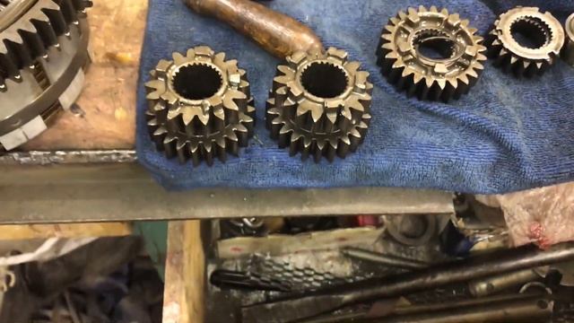 HONDA CB1000 РЕМОНТ КПП смотреть онлайн