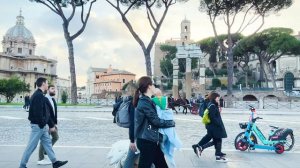 Rome Italy ?? 4K HDR 60fps Colosseum Walking Tour Roma Italia Colosseo 2022