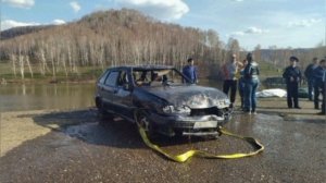 В Башкирии автомобиль опрокинулся в водохранилище. Погибли три женщины