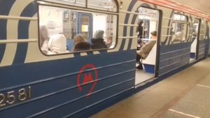 81-717.5М/714.5М "Брендированный Номерной" на станции "Белорусская".