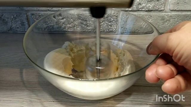 ГУСТОЙ  СМЕТАННЫЙ КРЕМ СО СГУЩЕНКОЙ / ЗА 5 МИНУТ / ВСЕГО ТРИ ИНГРИДИЕНТА