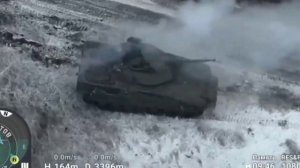 FPV пилоты ВС РФ уничтожают технику вСУ.