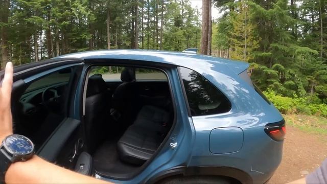 *Hands On* 2023 Honda HR-V is Ready to FIGHT the Toyota Corolla Cross смотреть онлайн