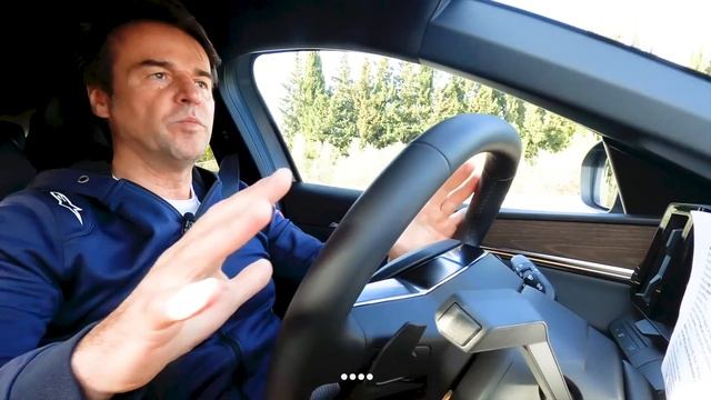 Renault Megane E-Tech Electric: l'auto della svolta смотреть онлайн