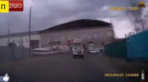 Приколы!!! Бровки у куколки загорелись!!!