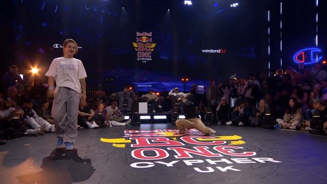 B-Girl Stefani vs. B-Girl Shortbread | Final | Red Bull BC One Cypher UK 2023 смотреть онлайн