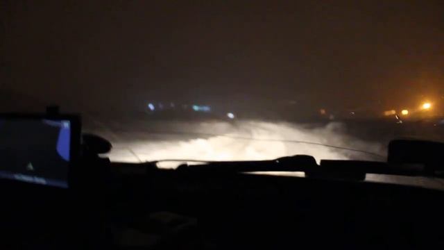 улетели с трассы смотреть онлайн