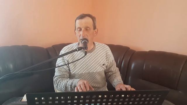 "Я тебе іще люблю, хоч ти з іншим ходиш" у виконанні Бойко Богдана смотреть онлайн