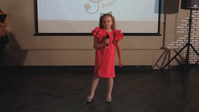 студия FOX - Загорук Полина - Серебристые снежинки смотреть онлайн