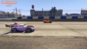 Şimşek McQueen ve Süper Hızlı Arabalar Çoklu Yarış Yapıyorlar - GTA 5