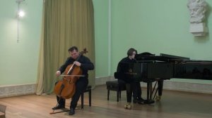 Николай Васильев (виолончель)
Алексей Желтухин (фортепиано)