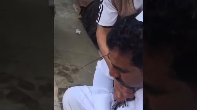 Может кто сказать что это за кровопускание? смотреть онлайн