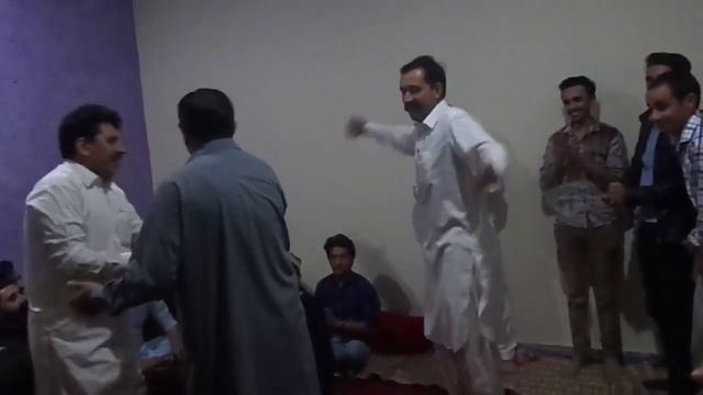 Wafo shrana ma pak allah.e khuluso waka nameko goyan. By Alam safeer смотреть онлайн