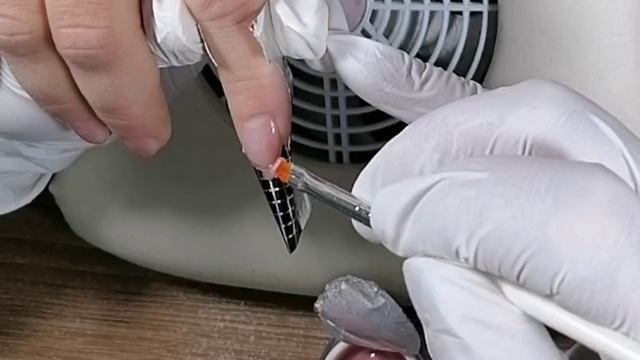 9 недель, наращивание, яркие ногти, слайдеры смотреть онлайн