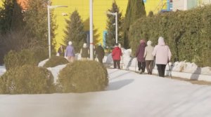 Как лечат в санатории людей больных Паркинсоном?