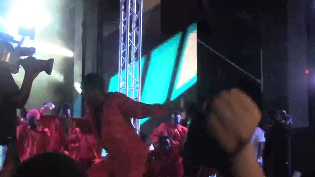 BERCY DAKAR 2021 : Du jamais vue Regardez l'entrée Explosif de sidy DIOP au Stade Ibamar Diop смотреть онлайн