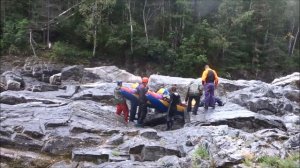 Река Снежная,обнос водопада