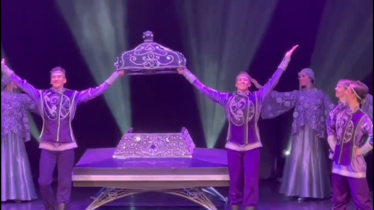 Русский Национальный Балет "Кострома"