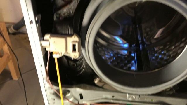 Miele washing machine. Motor will not run. смотреть онлайн