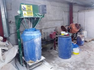 Диссольвер (станок) для производства водоэмульсионных красок. Видео работы