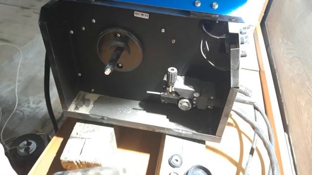 Как заменить проволоку в полуавтомате? смотреть онлайн