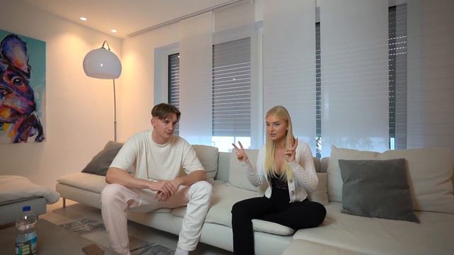 Wie ist das Leben als 🔞 Darstellerin mit 19 | privater Besuch | TomSprm смотреть онлайн