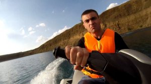 Вейкборд за гидроциклом