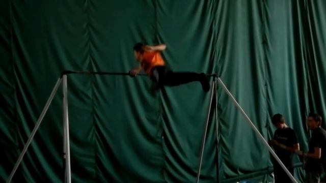 gran mosh en contra смотреть онлайн