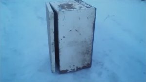 Ларь для зерна из старого холодильника