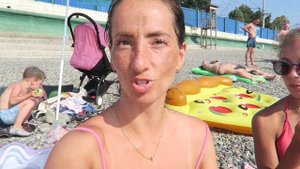 ВЛОГ ЦЕЛЫЙ ДЕНЬ НА МОРЕ! ПРИЕХАЛИ ДРУЗЬЯ! СКУЧАЮ ПО МУЖУ!