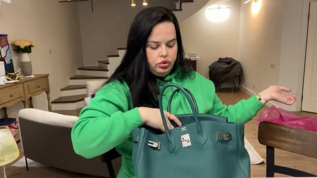 ?Что в Моей Сумке ? смотреть онлайн