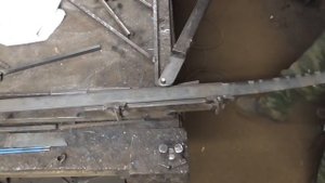 Примитивное приспособление ИЗ ЧЕРМЕТА для загиба полосы. Гвоздь и палка .АнтиковкА. 9