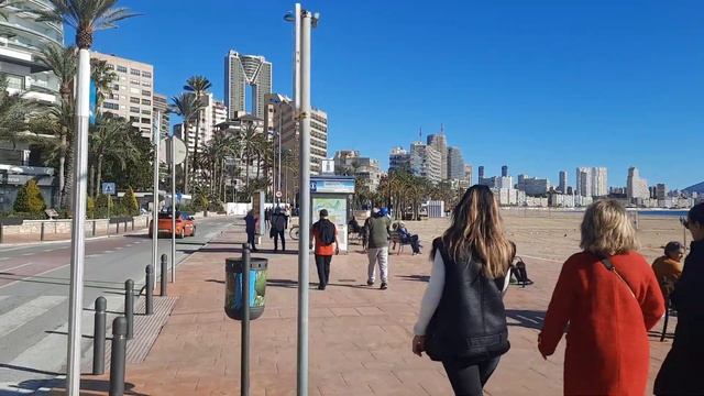 Benidorm Poniente Beach: Would you visit this place? #benidorm #benidormbeach смотреть онлайн