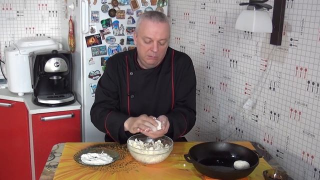 Творожные сырники с манкой без яиц на завтрак. Готовим в духовке и на сковороде смотреть онлайн