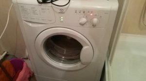 Indesit wiun 105 в режима отжима