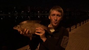 Рыбалка на леща / Ловля леща летом на реке / Ночная рыбалка на Москва реке 2018